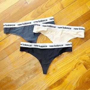 New Balance Nylon Spandex Seamless Workout Thongs Size Large